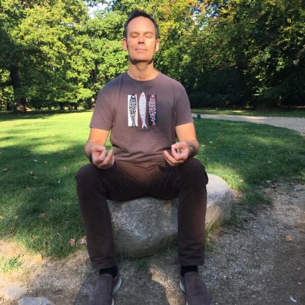 Thomas-yoga-meditation Få roen tilbage med meditation og åndedrættet